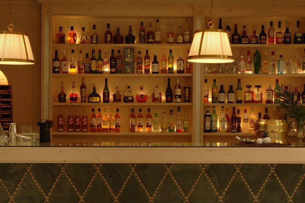 Santa Marina Arachova Hotel エクステリア 写真