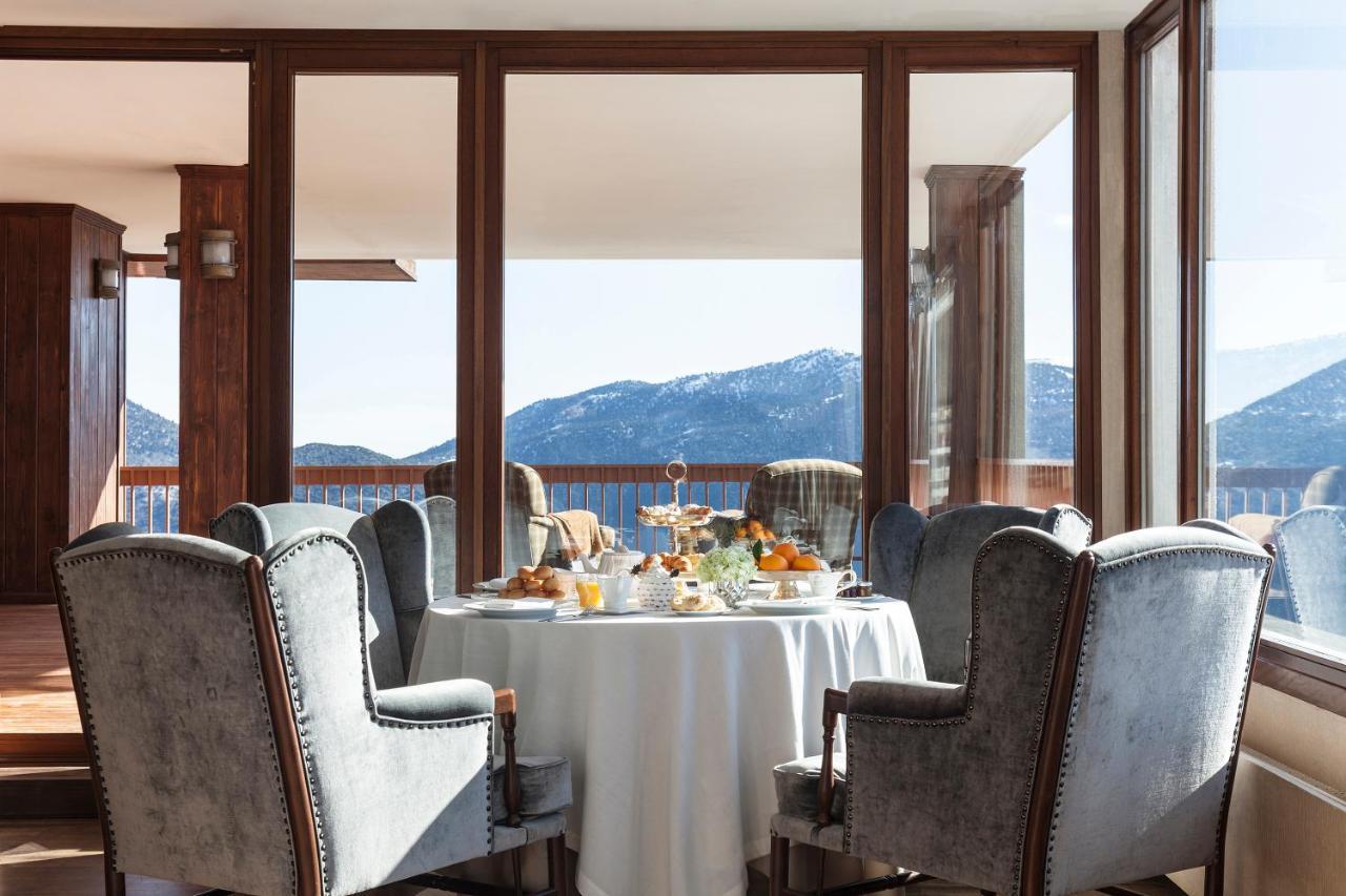 Santa Marina Arachova Hotel エクステリア 写真