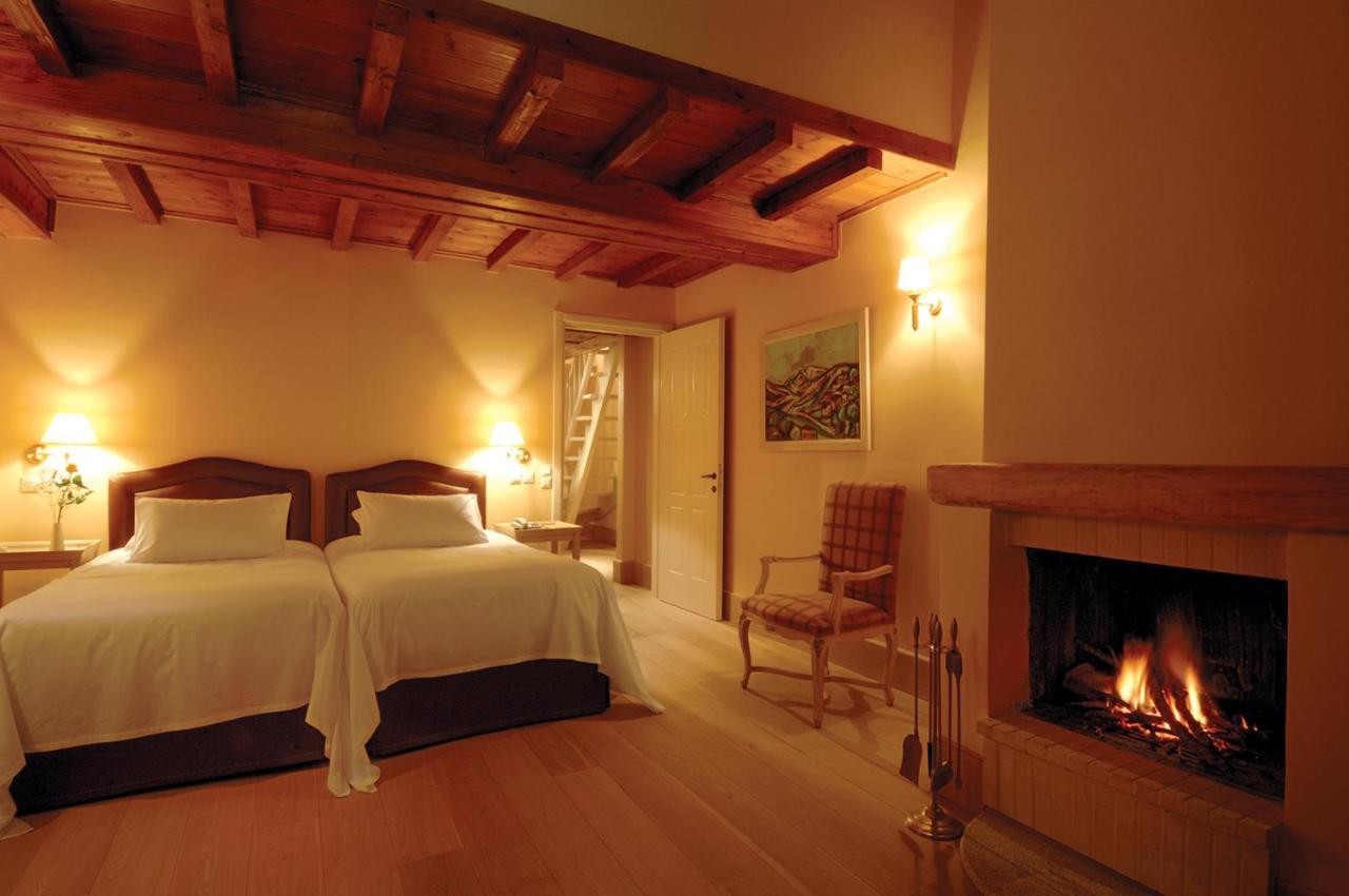 Santa Marina Arachova Hotel エクステリア 写真